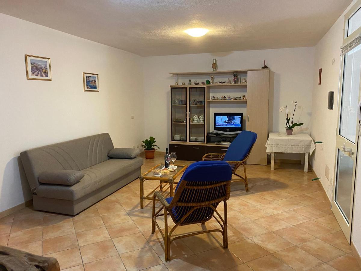 Taverna Mafe Arzachena Bagian luar foto